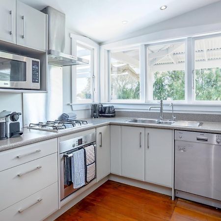 מרטינבורו Brooklands Cottage The Award Winning Villa מראה חיצוני תמונה